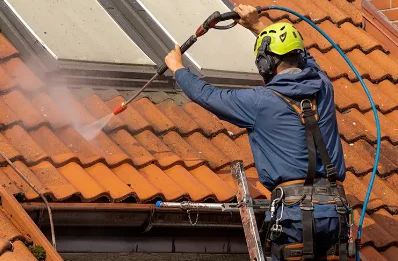 Démoussage et hydrofuge de toiture à Anhaux
